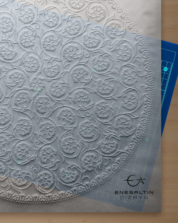 Perforated Stencil 30 cm. - Kutahya Classic Single Carnation Tile Plate Pattern