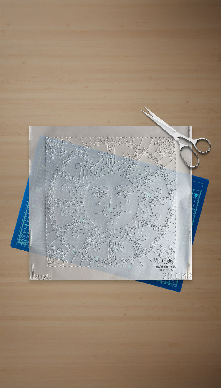 Perforated Stencil 20 x 20 cm – Sicilian Style Baroque Sun Beauty Tile Pattern