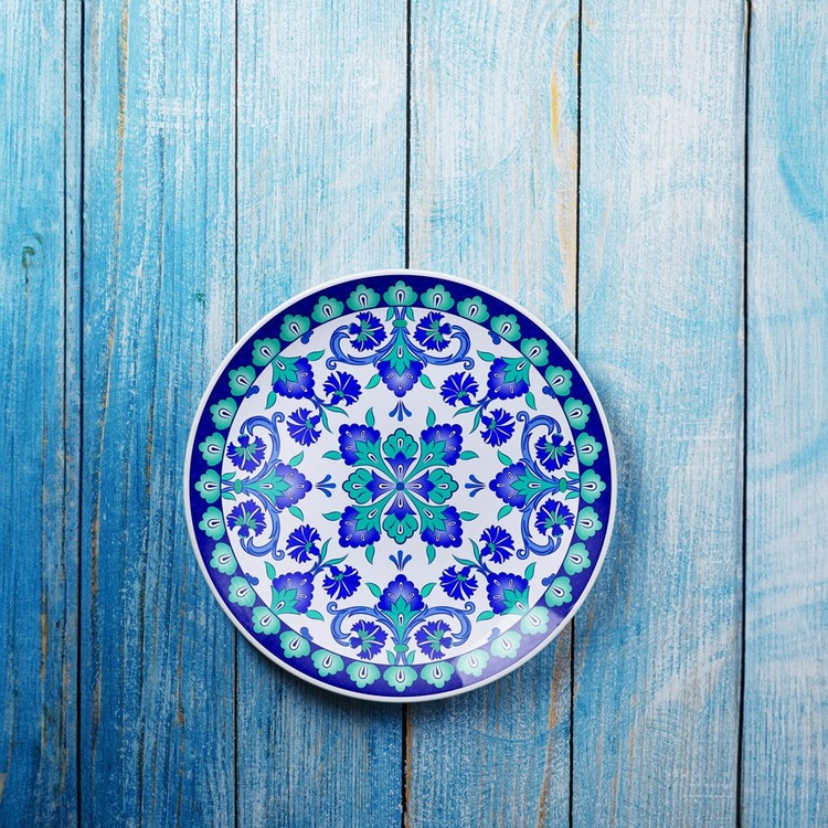 Perforated Stencil 30 cm. - Swirl Tile Plate Pattern with Plant Motifs