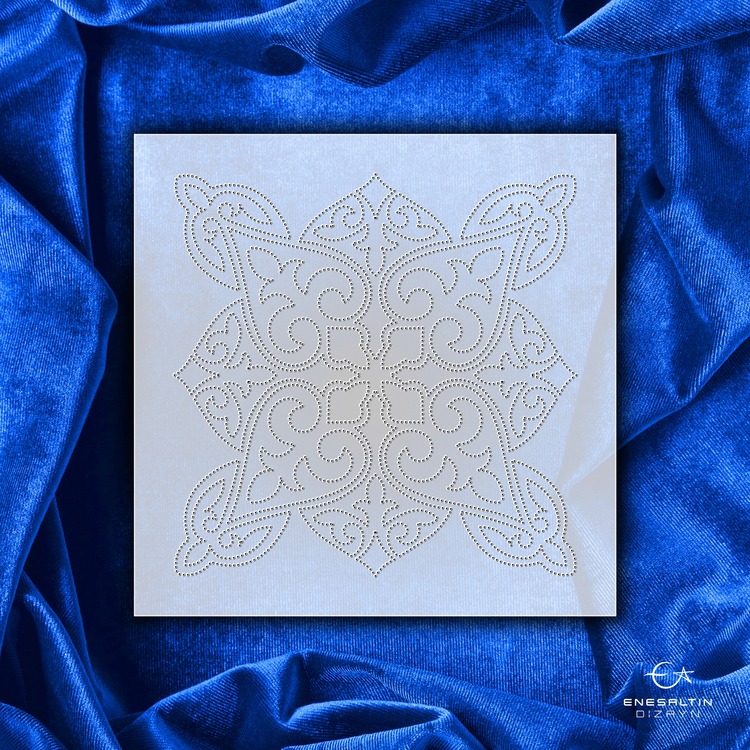 Perforated Stencil 10 x 10 cm – 2 Copies of Vintage Mosaic Rumi Tile Motif Tile Pattern
