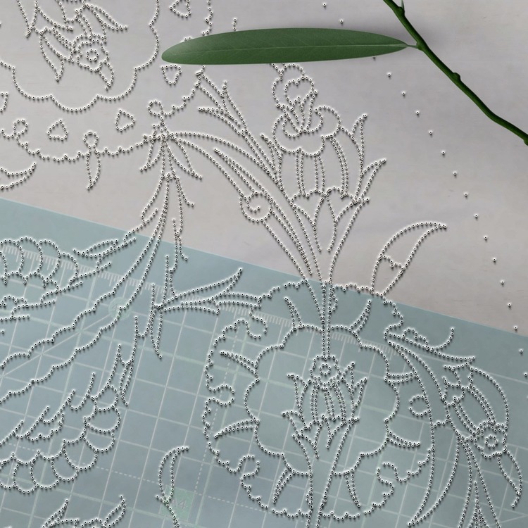 Perforated Stencil 40 cm. - Classic Iznik Hatayi and Dagger Leaf Tile Plate Pattern