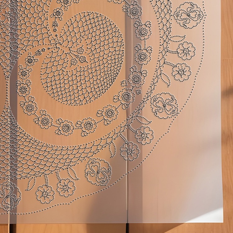 Perforated Stencil 30 cm. - Classic Iznik 1547 Triple Symmetric Rumi Crescent Motif Tile Pattern