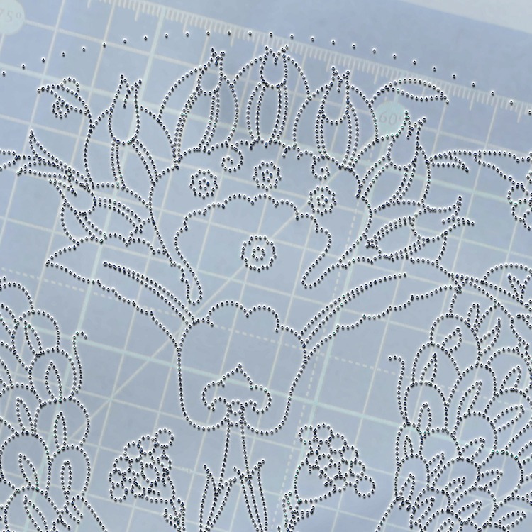 Perforated Stencil 30 cm. - 1545 Damascus Style Shah Kulu Iznik Artichoke Tile Plate Pattern