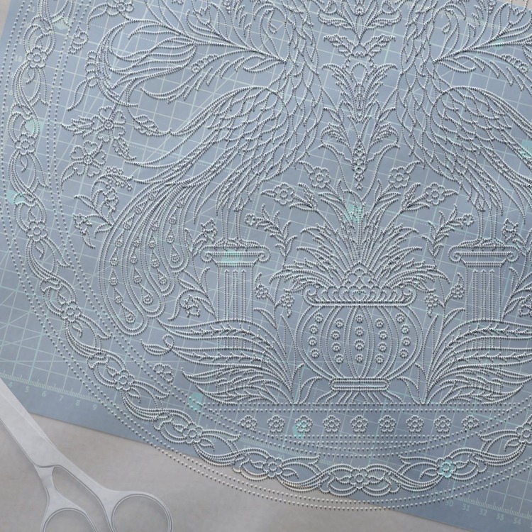 Perforated Stencil 40 cm. - Kütahya Tile Pattern with Double Peacock Motif
