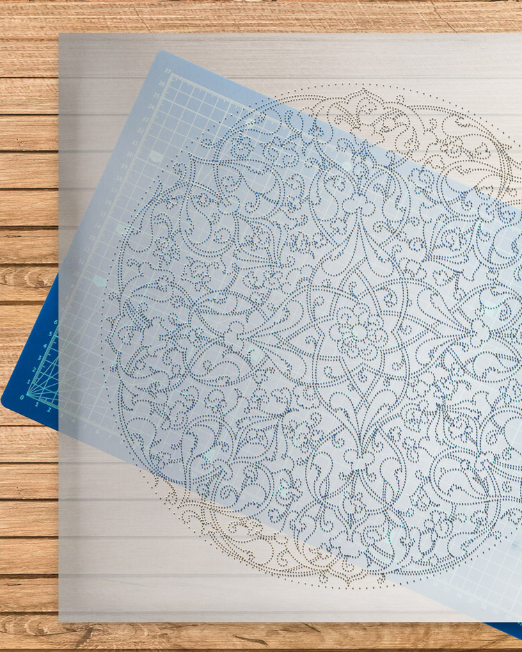 Perforated Stencil - Baba Nakkaş Rumi Lotus 2225 Classic Iznik Tile Pattern