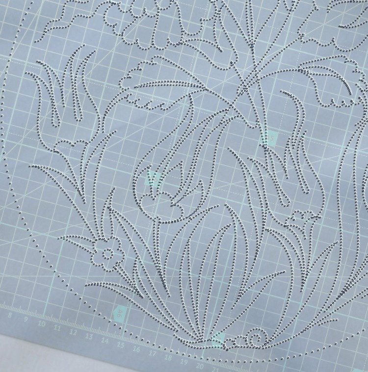 Perforated Stencil - Easy Motif Tulip and Rose Tile Plate Pattern