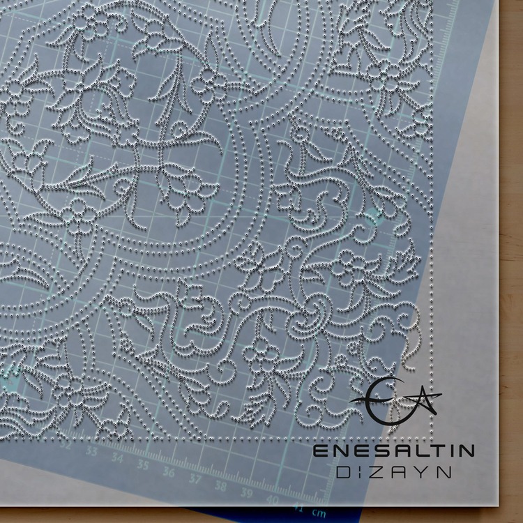 Hazır Şablon Desen 38 x 38 cm. - Tezhib Bezeme Rumi Motifli Çini Tabak / Karo Deseni