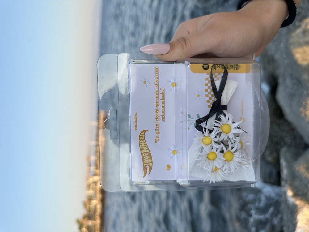 Kişiye Özel Tasarımlı Aynalı LoveWheels Papatya Buketi  11