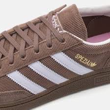 Handball Spezial 'Earth Strata Silver Dawn'