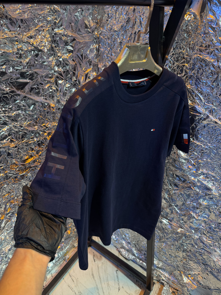 Tommy kol baskı ultra premium 2026 lacivert 