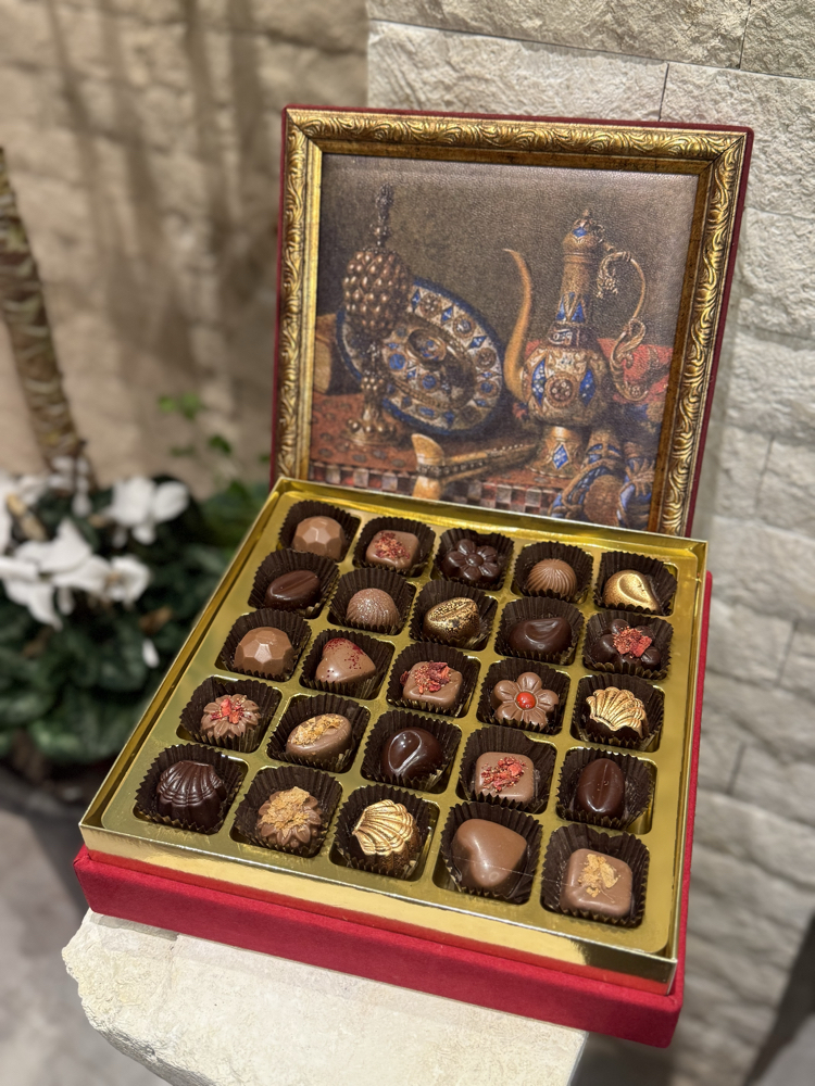 Sanat & Lezzet Koleksiyonu | 25’li Premium El Yapımı Çikolata