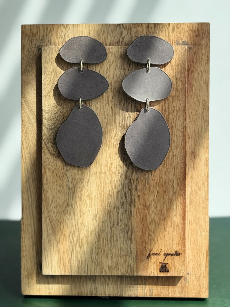 PEBBLE