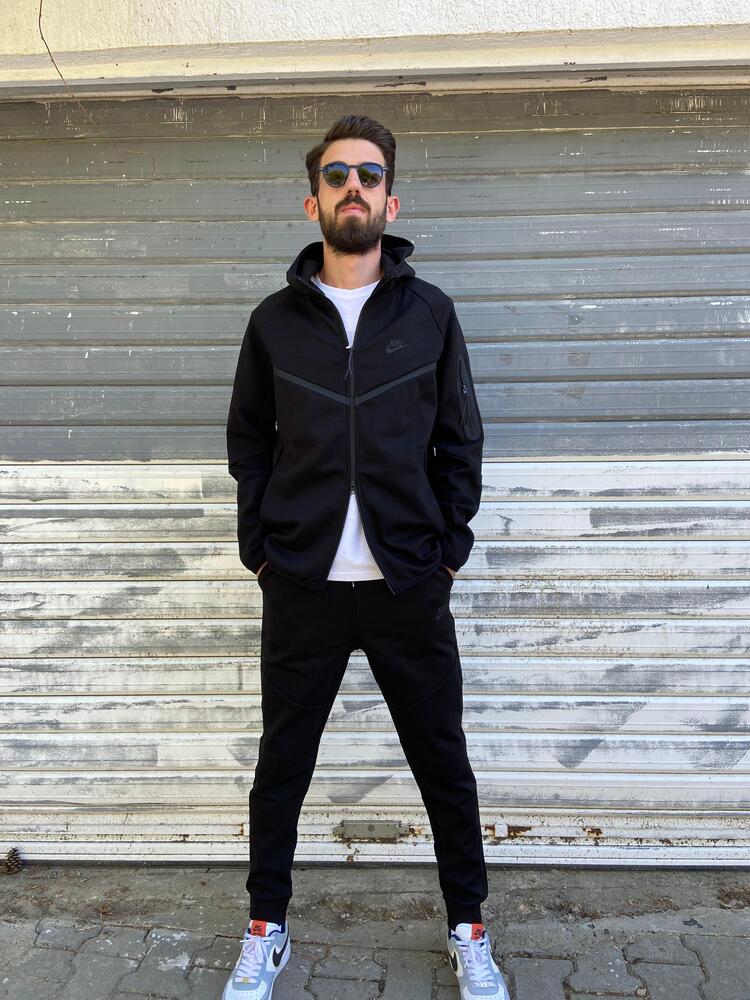 Nike Tech Fleece Siyah Takım