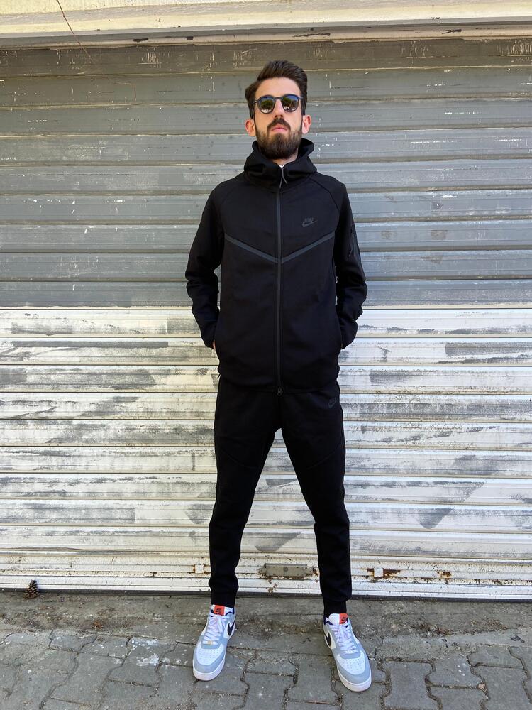 Nike Tech Fleece Siyah Takım