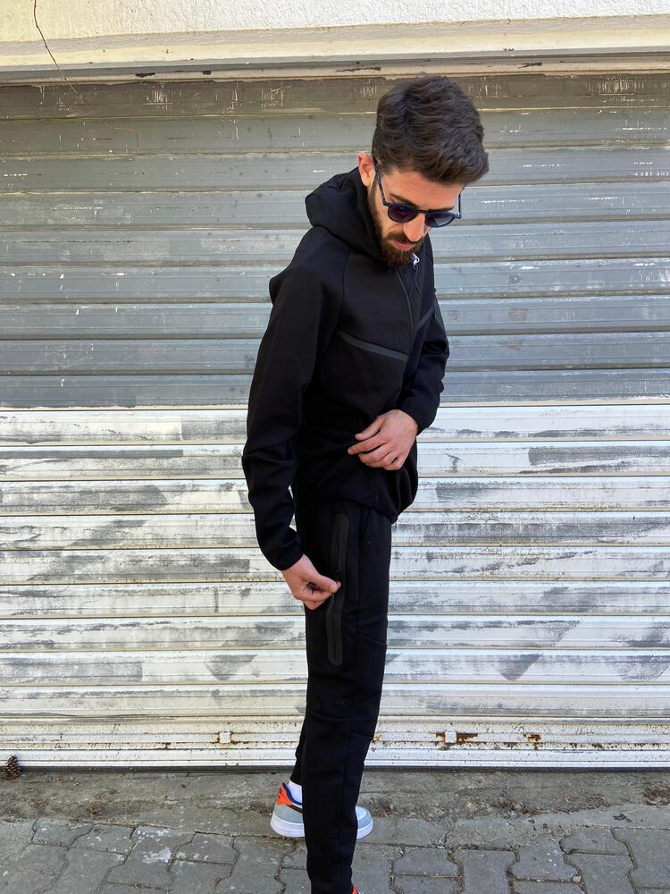 Nike Tech Fleece Siyah Takım