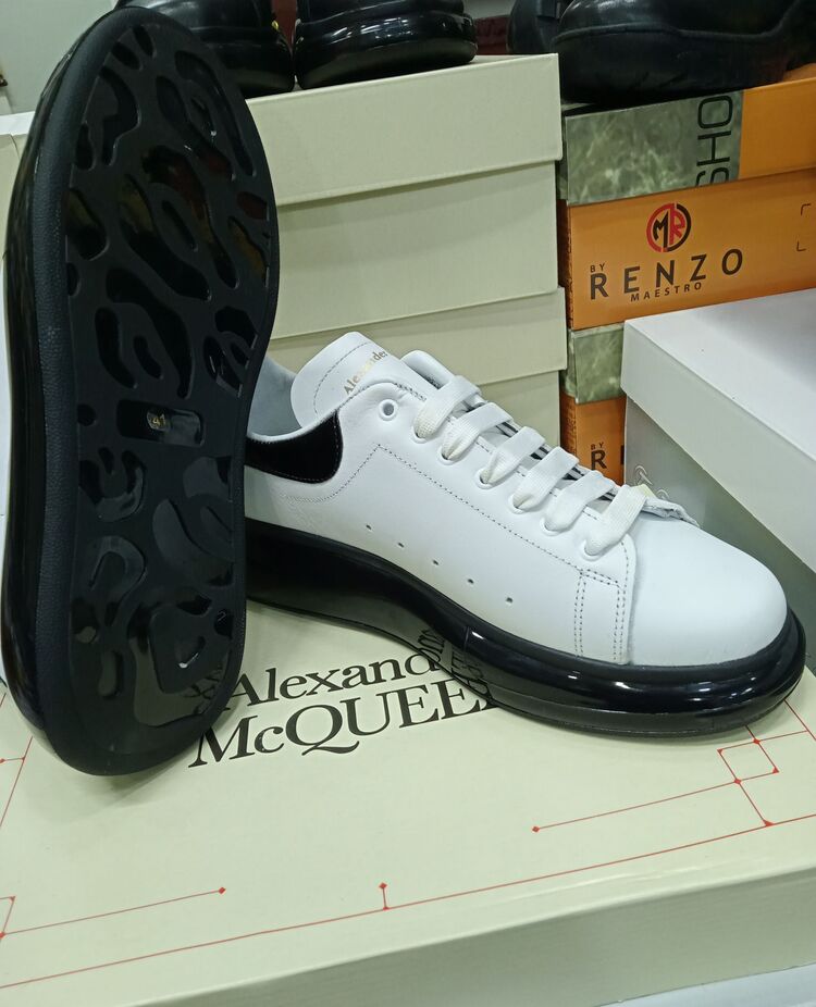 İC DİS KOMPLE HAKİKİ DERİ ALEXANDER MCGUEEN