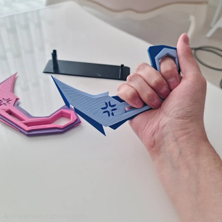 Valorant Standlı VCT25 Karambit – Oyuncu Odası İçin Özel Tasarım