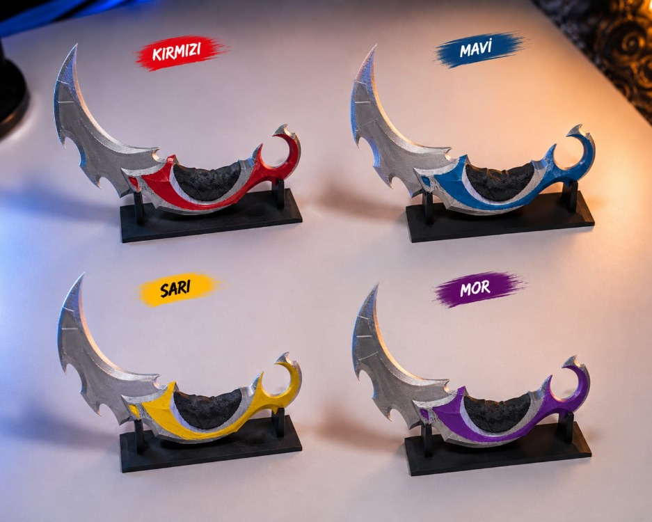 Valorant Standlı Yağmacı Karambit – 25 cm Oyuncu Odası Dekoru