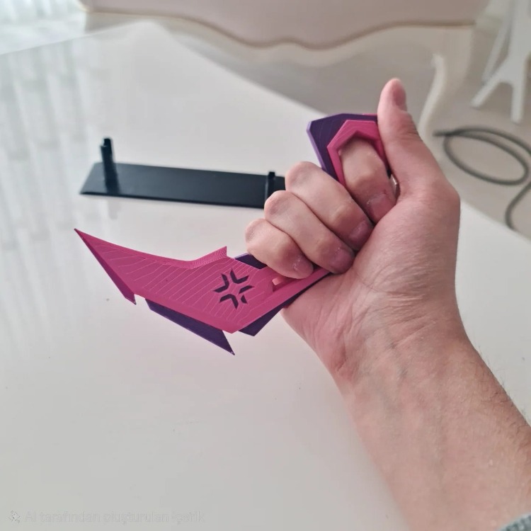 Valorant Standlı VCT25 Karambit – Oyuncu Odası İçin Özel Tasarım