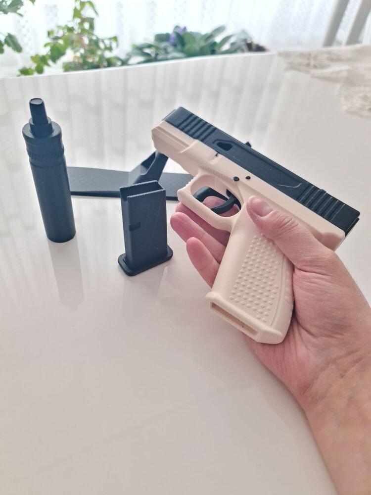 Hareket Mekanizmalı Susturuculu Glock 18 – 28 cm | Oyuncu Odası Aksesuarı