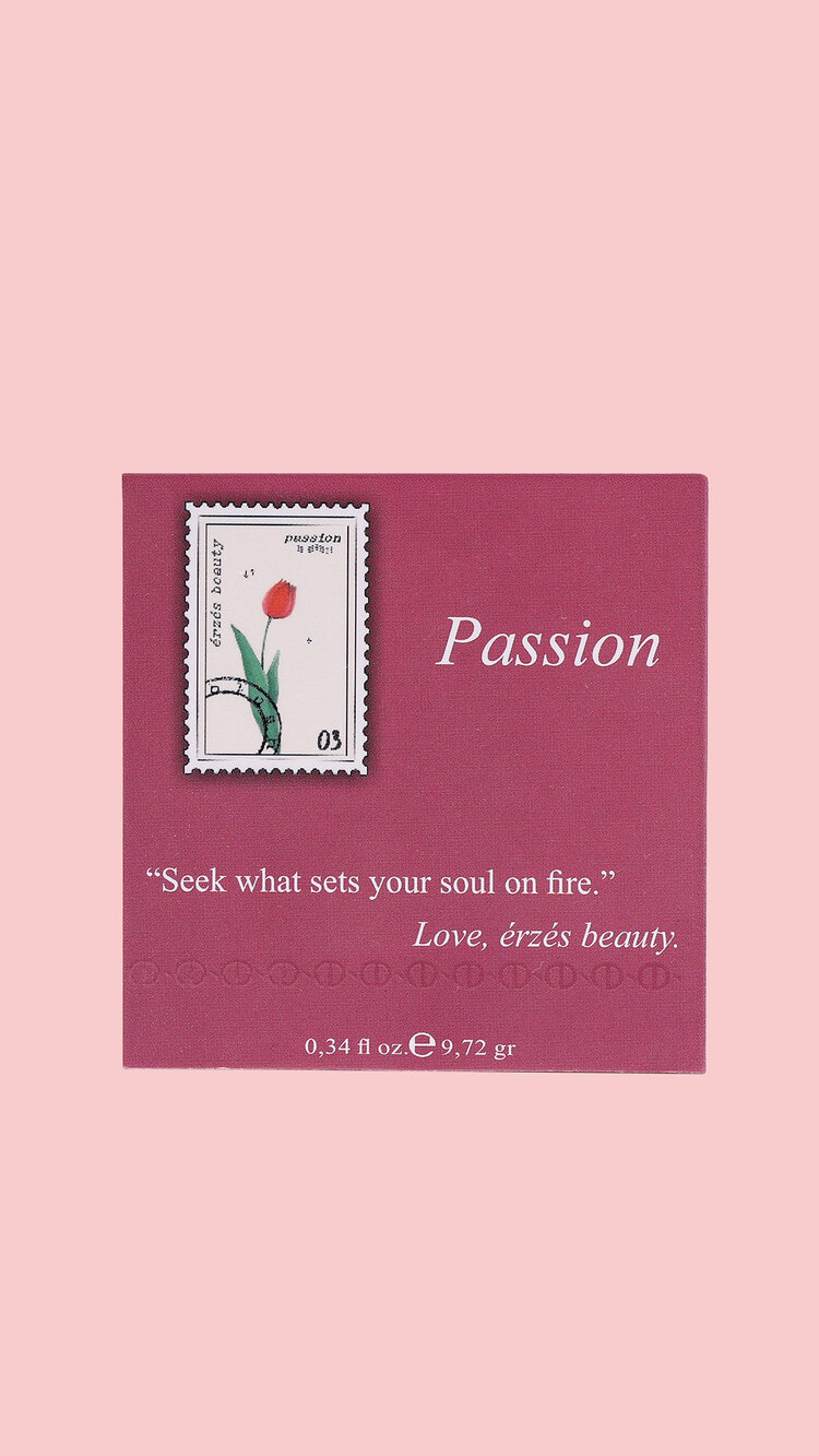 Passion (Koyu Kırmızı Işıltılı Allık)
