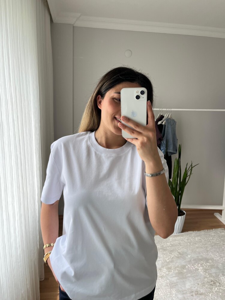 Düz Beyaz Tişört 