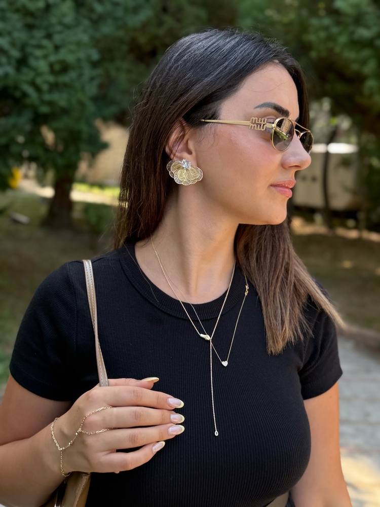 Taşlı kelebek küpe