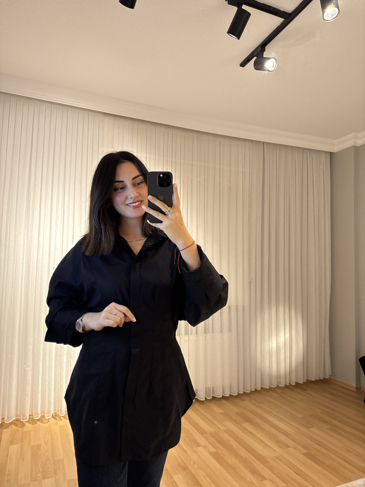 Siyah belden oturmalı gömlek