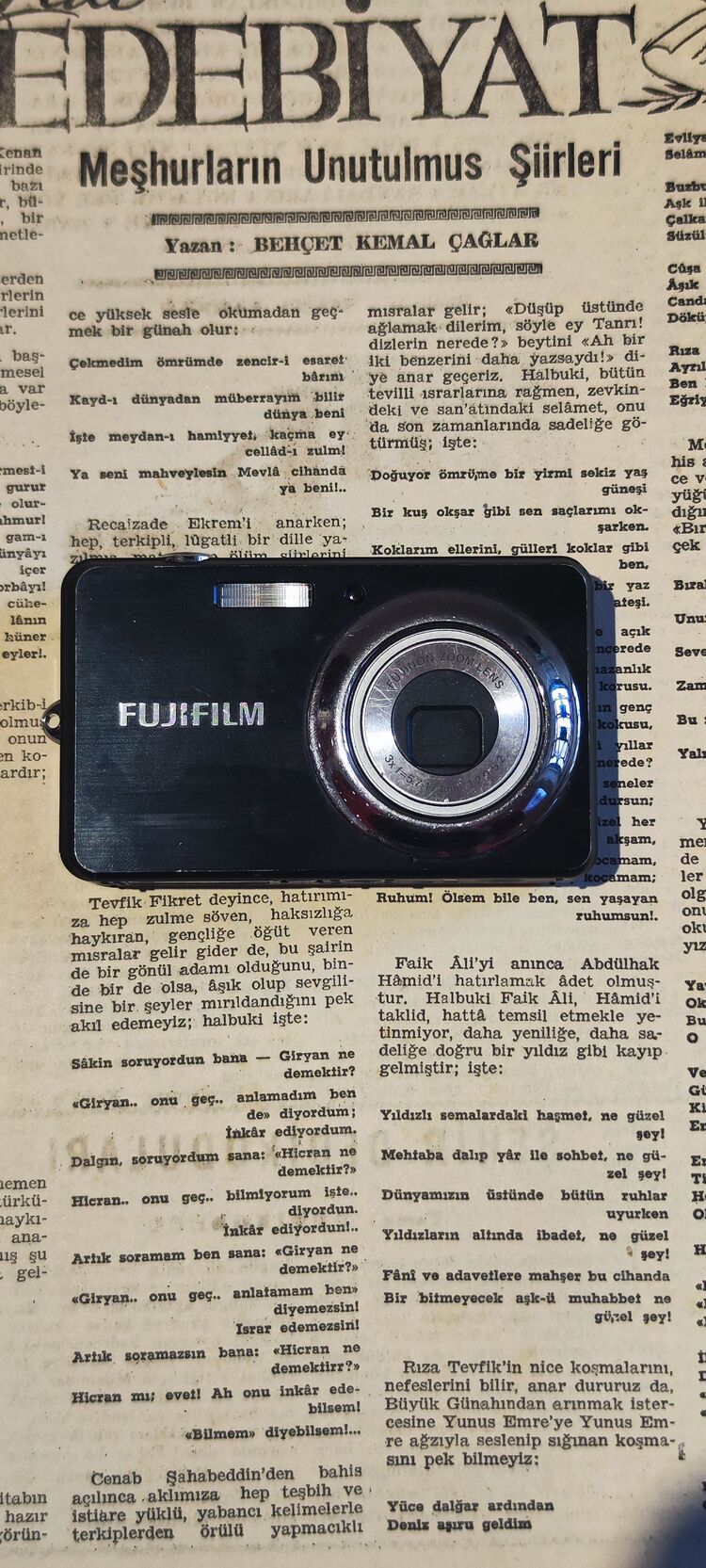 FUJİFİLM J37