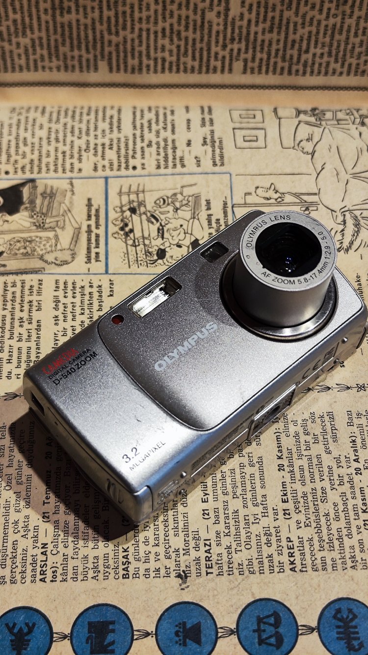 Olympus Dijital Fotoğraf Makinesi 