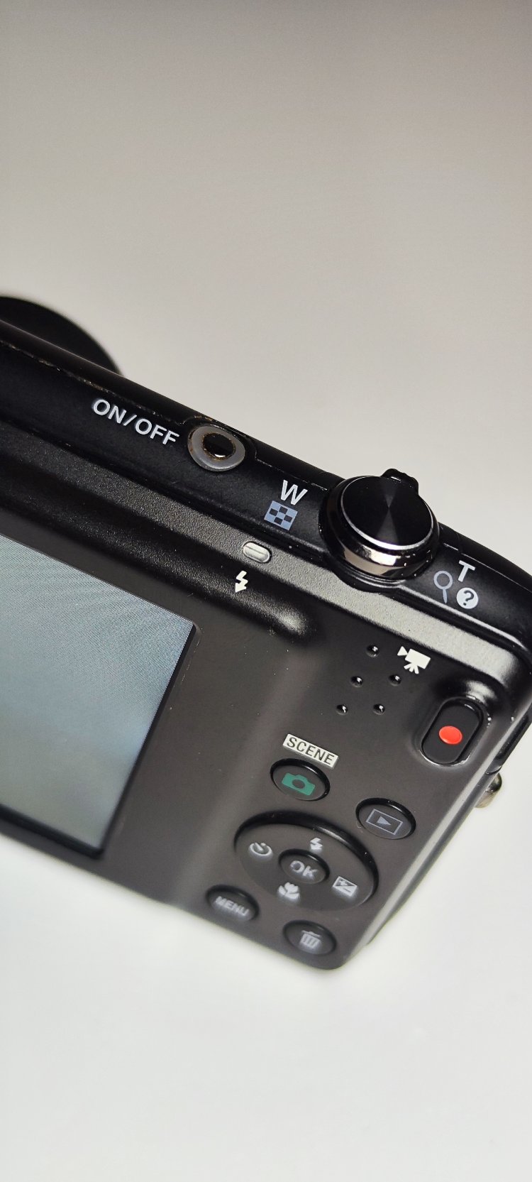 NİKON COOLPİX S3500 DİJİTAL FOTOĞRAF MAKİNESİ 