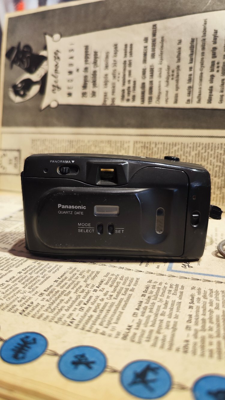 Panasonic Analog Fotoğraf Makinesi 