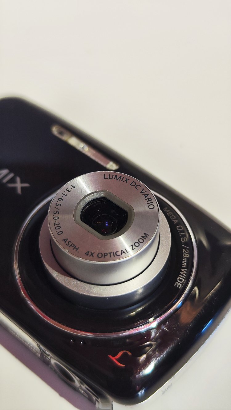 Panasonic Lumix DMC-S3 Dijital Fotoğraf Makinesi