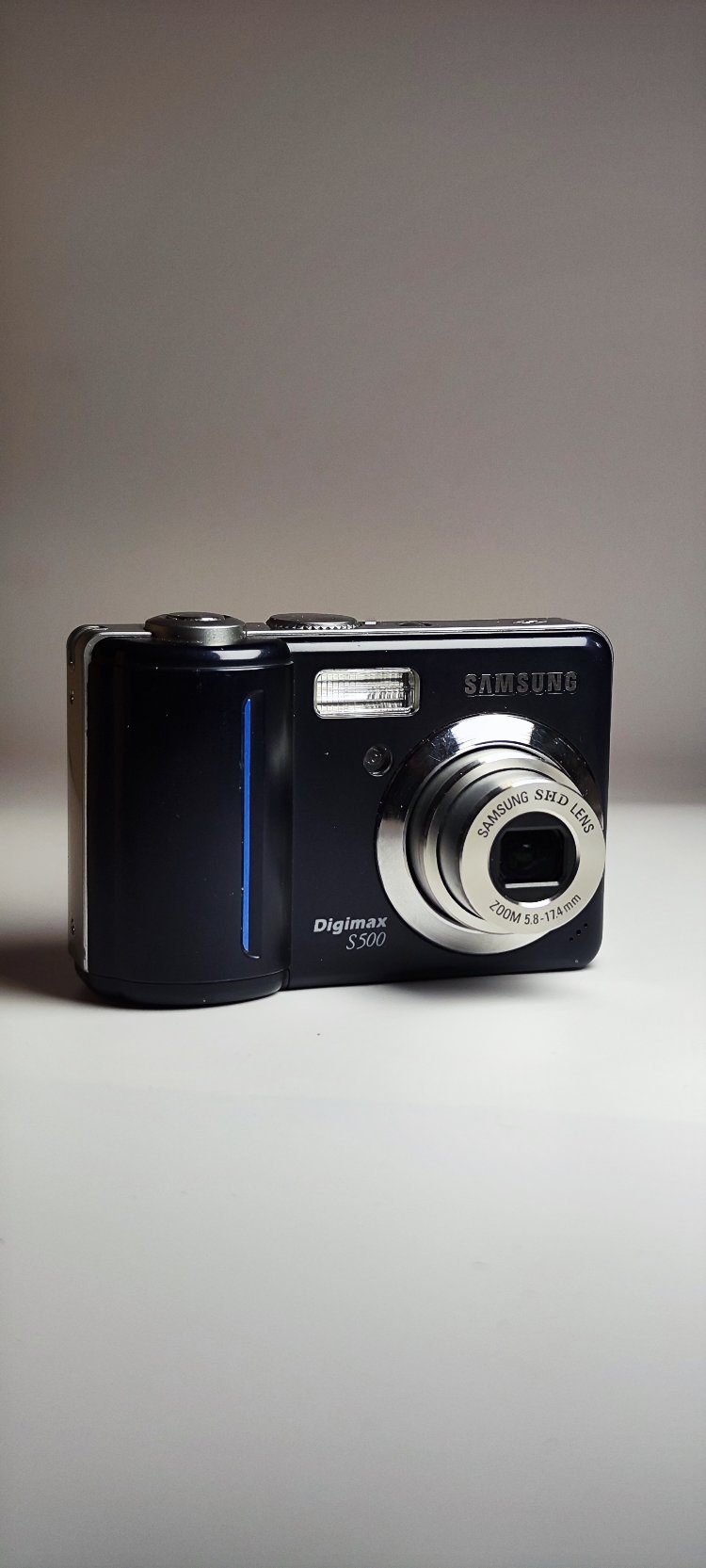SAMSUNG S500 DİJİTAL FOTOĞRAF MAKİNESİ 