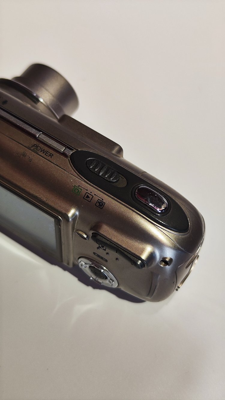 Arçelik ADK Z410 Dijital Fotoğraf Makinesi