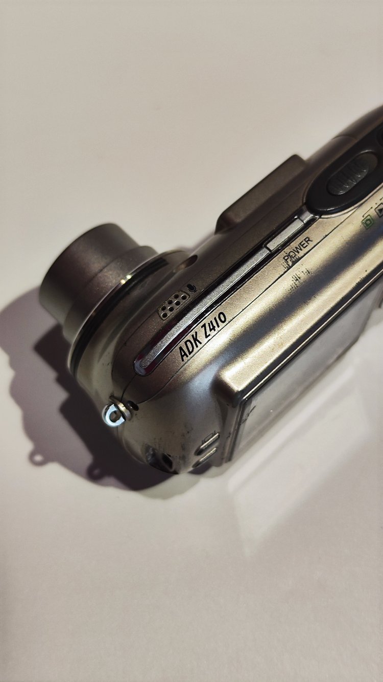 Arçelik ADK Z410 Dijital Fotoğraf Makinesi