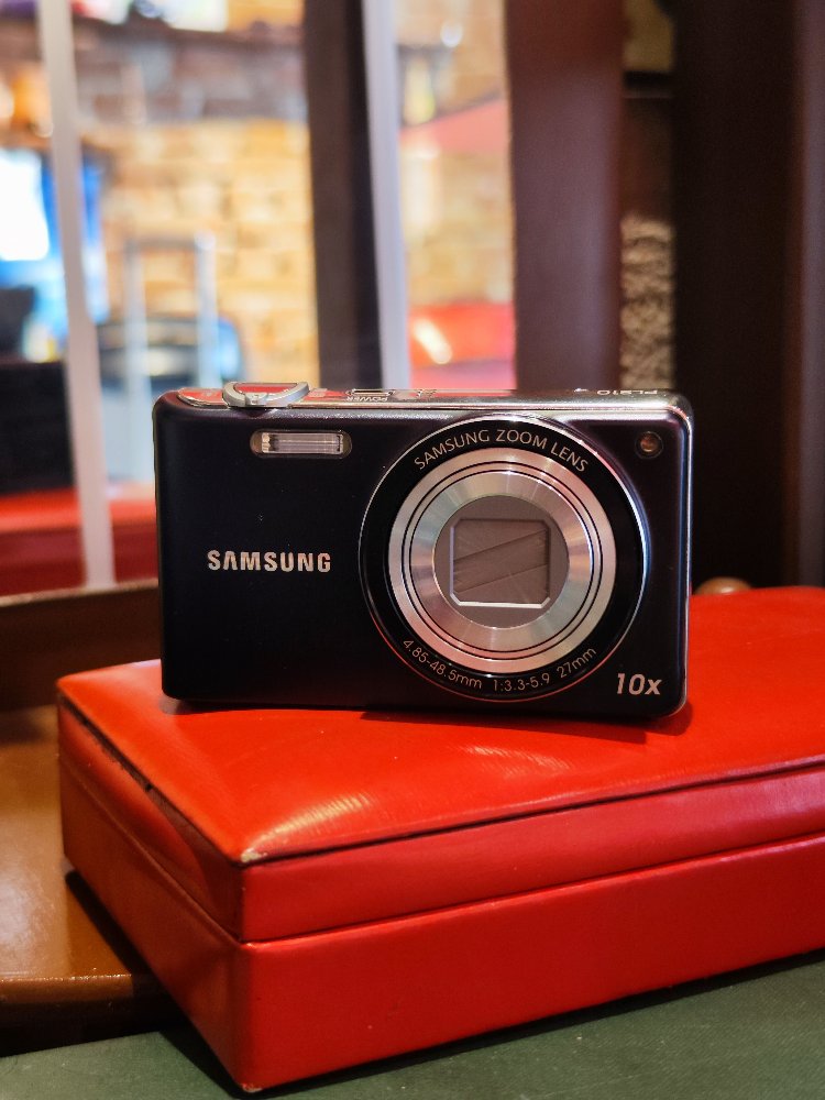 Samsung PL210