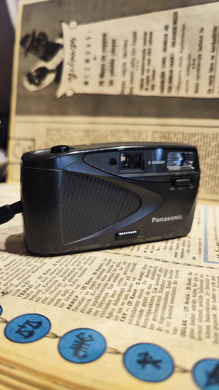 Panasonic Analog Fotoğraf Makinesi 