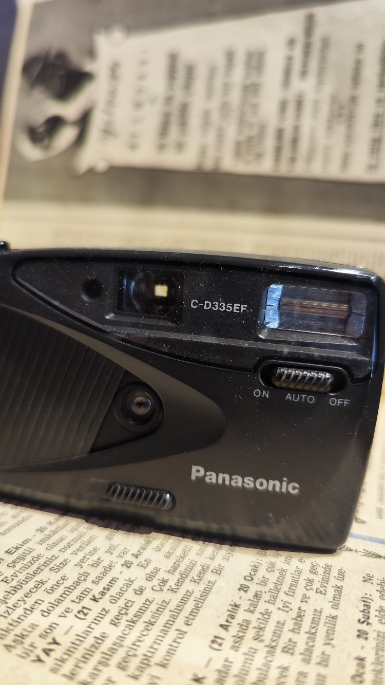 Panasonic Analog Fotoğraf Makinesi 