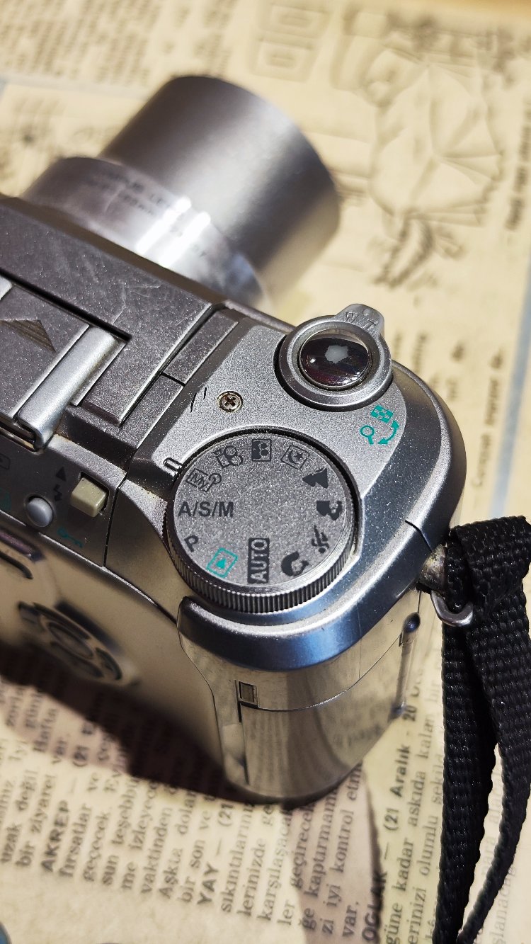 Olympus Dijital Fotoğraf Makinesi 