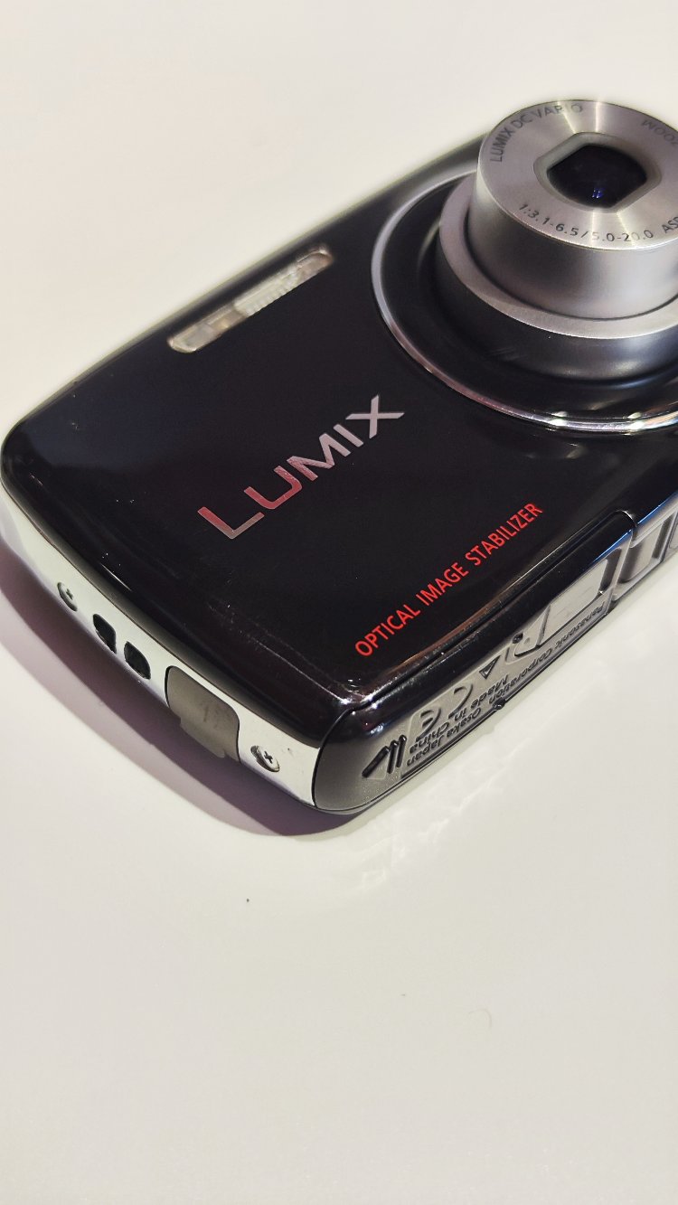 Panasonic Lumix DMC-S3 Dijital Fotoğraf Makinesi