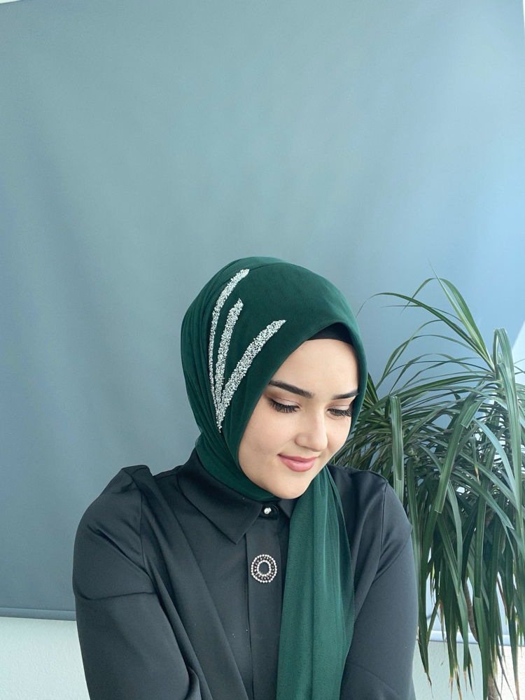 Zümrüt yeşili