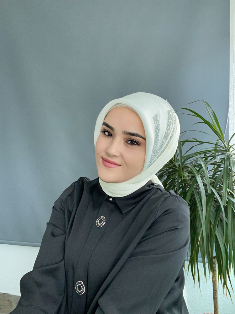 Bambu kumaş eşarp model ( krem rengi)