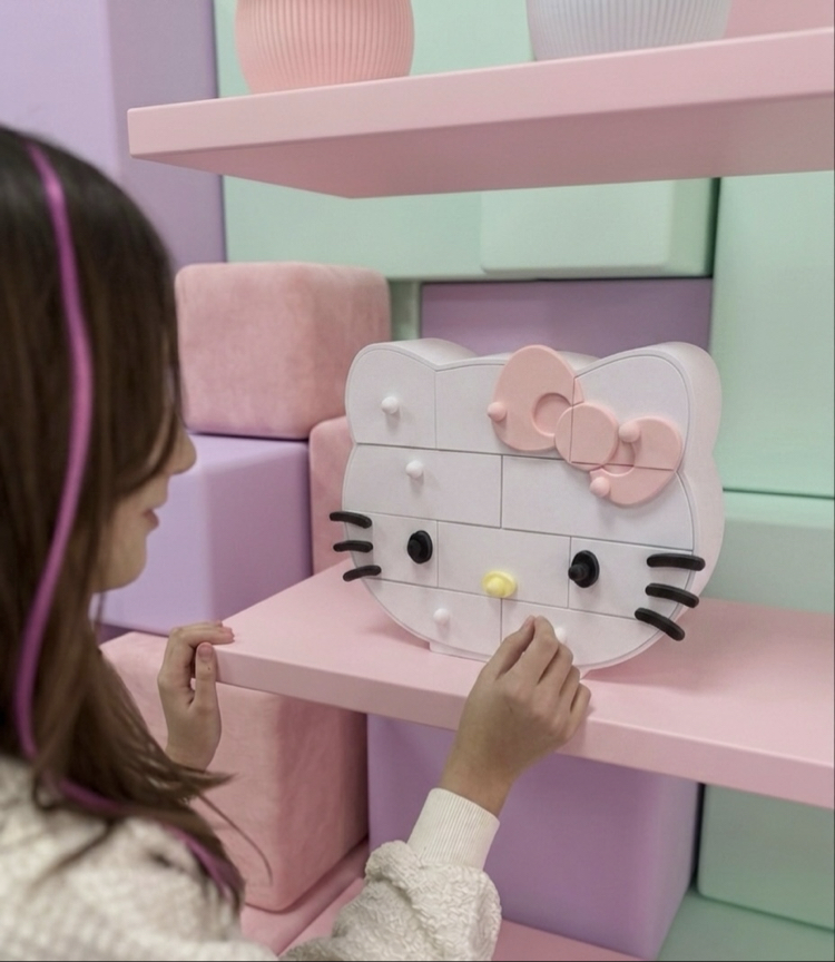 Hello Kitty Çekmeceli Takı Kutusu - Masa Üstü Organizer