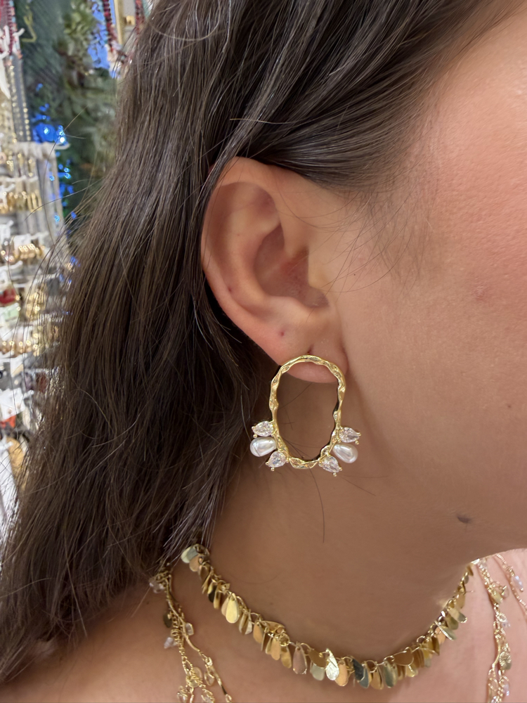 İncili Taşlı Gold Küpe 
