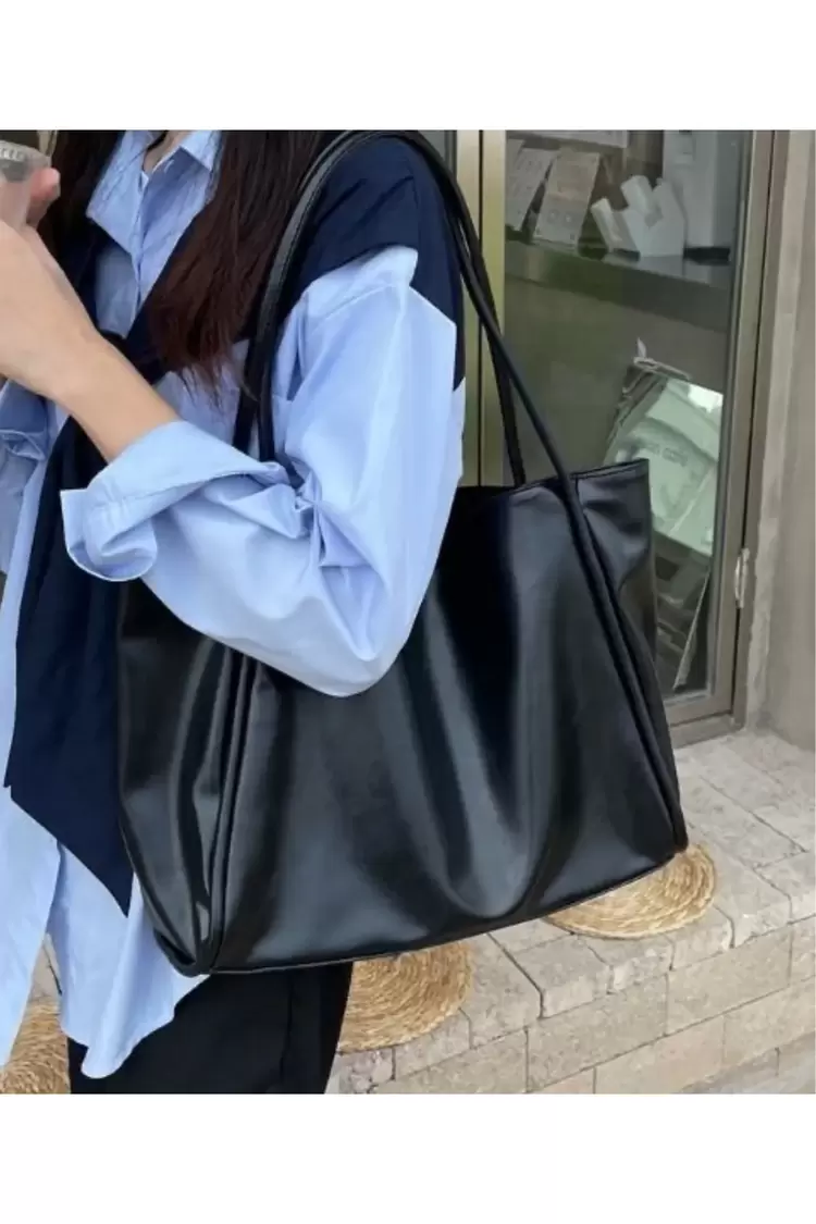 Loona Soft Model Siyah Kadın Omuz ve Kol Çantası