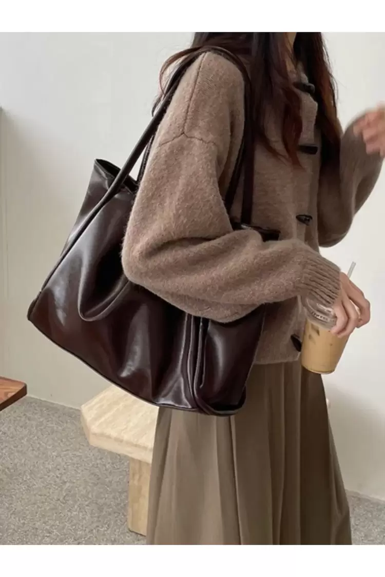 Loona Soft Model Acı Kahverengi Kadın Omuz ve Kol Çantası