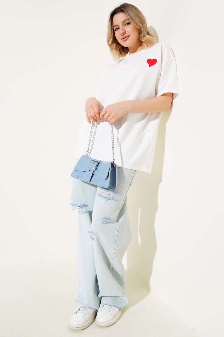 Kalp detaylı oversize tshirt 