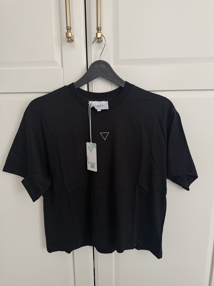 Guess tshirt