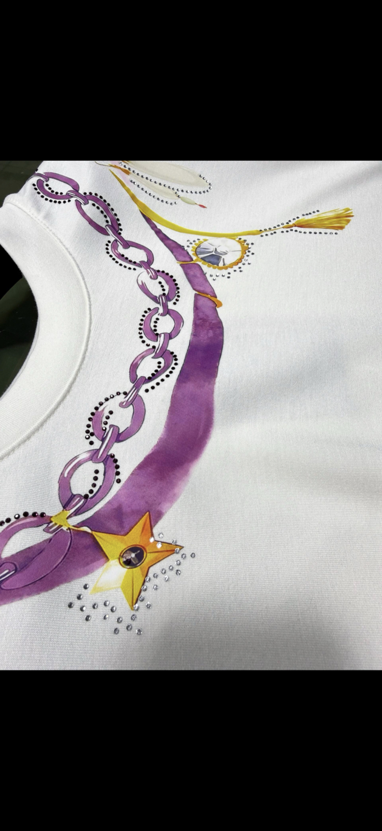Beyaz tshirt